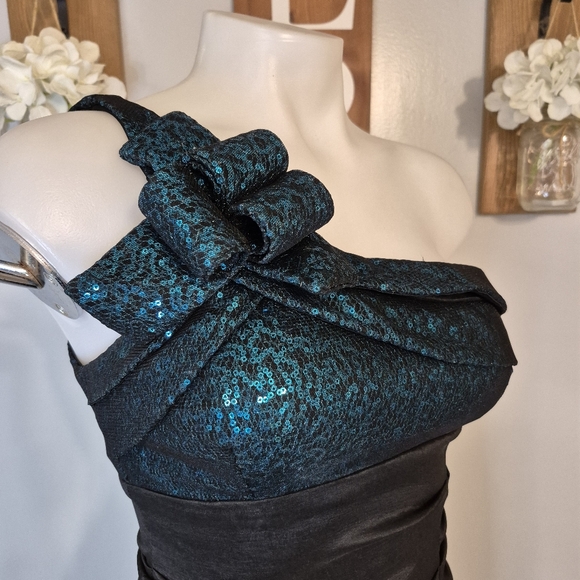 Betsy & Adam Sequin Top/Bow One Shoulder Mermaid Formal Gown - Picture 4 of 12